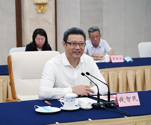 國家電投黨組書記、董事長錢智民拜會重慶市委副書記、市長唐良智