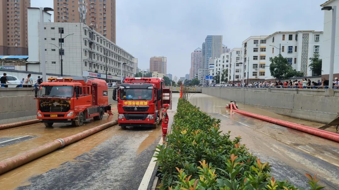 千里征程未下鞍，排澇備勤又揚(yáng)鞭——中國安能第三工程局就位后立即組織搶險(xiǎn)救援工作