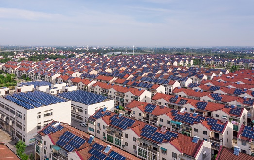 【兩會】南存輝委員：建議戶用光伏電力納入綠電、綠證、碳排放權(quán)交易市場