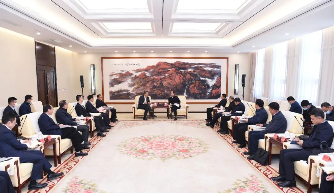 錢智民、江毅拜會(huì)內(nèi)蒙古自治區(qū)黨委書記、人大常委會(huì)主任石泰峰