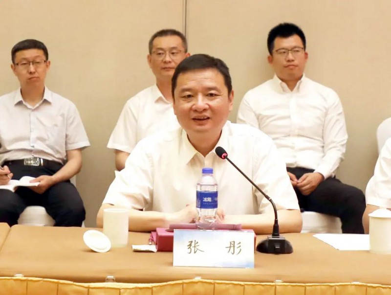 協(xié)鑫、徐工聯(lián)手！布局新能源