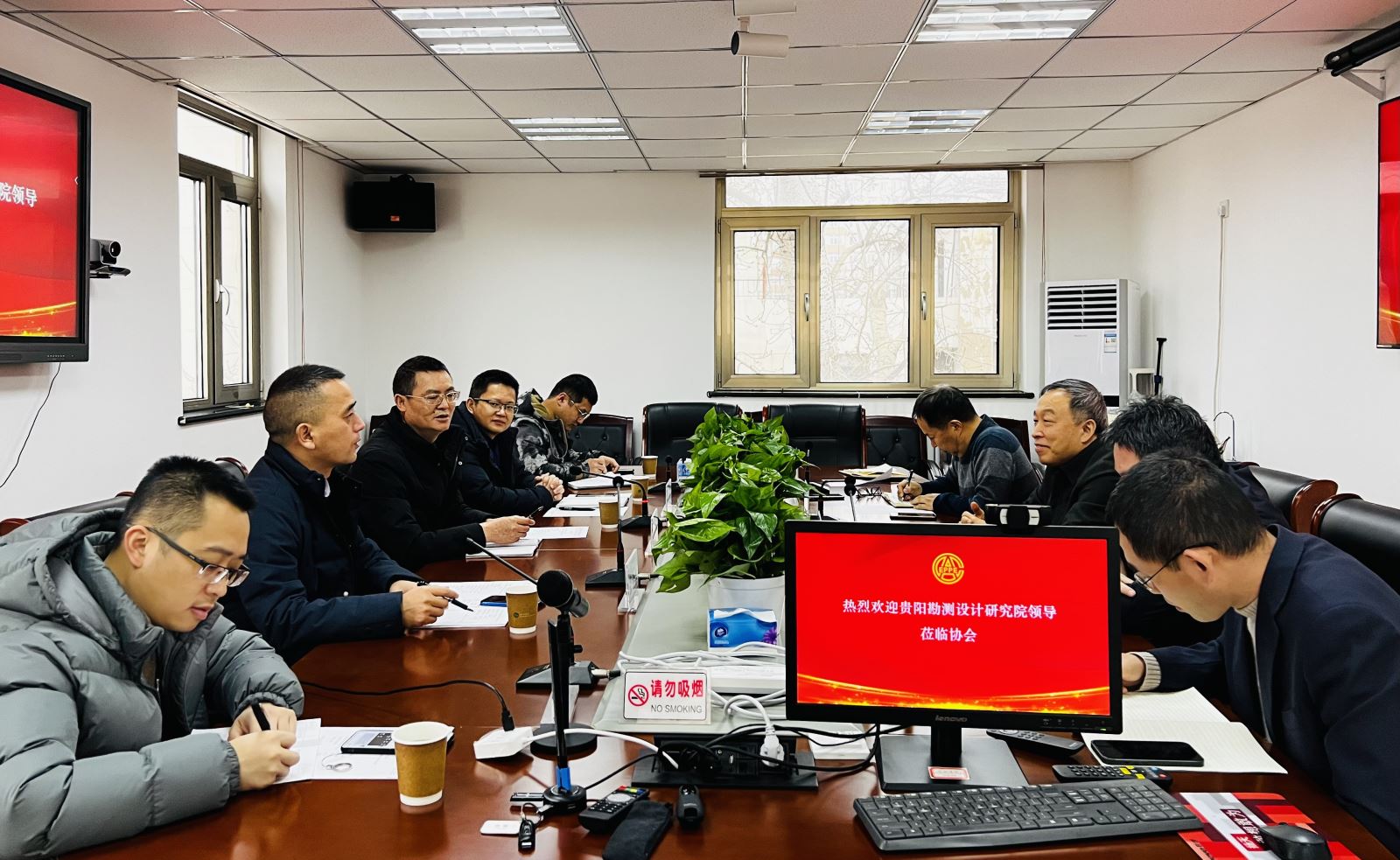 中國電力規(guī)劃設(shè)計協(xié)會李愛民與中國電建貴陽院、國網(wǎng)江蘇電力設(shè)計咨詢公司領(lǐng)導(dǎo)座談交流