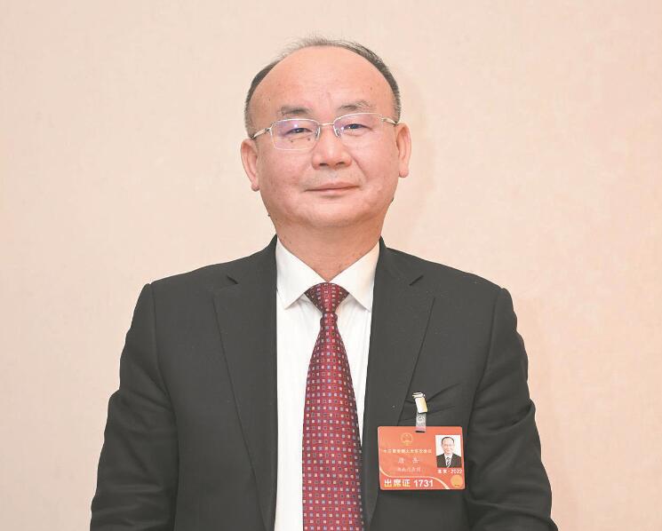 優(yōu)質(zhì)供電服務(wù)助力裝備制造業(yè)高質(zhì)量發(fā)展——訪全國人大代表、楚天科技股份有限公司董事長兼總裁唐岳