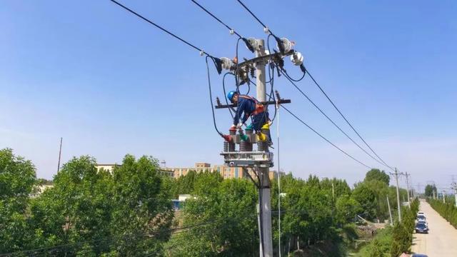 國(guó)網(wǎng)安陽(yáng)供電公司一次綜合檢修力?！?年0跳”