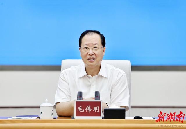 湖南省委副書記、省長毛偉明與發(fā)電企業(yè)代表座談：強化擔(dān)當(dāng) 滿發(fā)穩(wěn)發(fā)