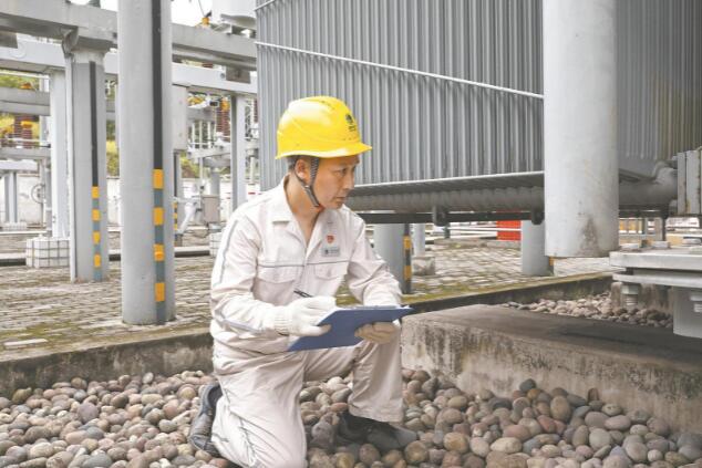 26年，變電運維一線的耕耘與創(chuàng)新——記全國五一勞動獎章獲得者池永
