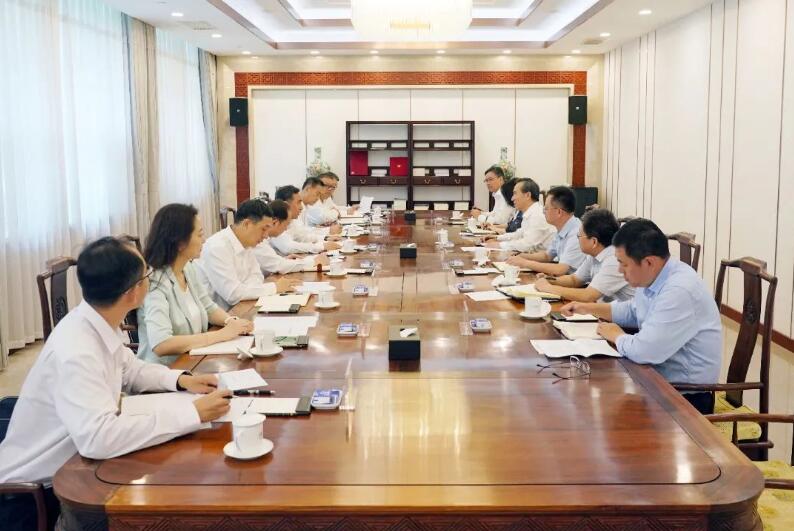 中國能建黨委書記、董事長宋海良與中國貿(mào)促會會長任鴻斌會談