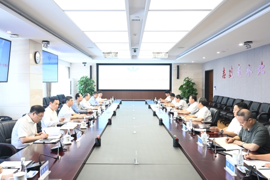 中國電建黨委書記、董事長丁焰章與中國南水北調(diào)集團(tuán)黨組書記、董事長蔣旭光會談