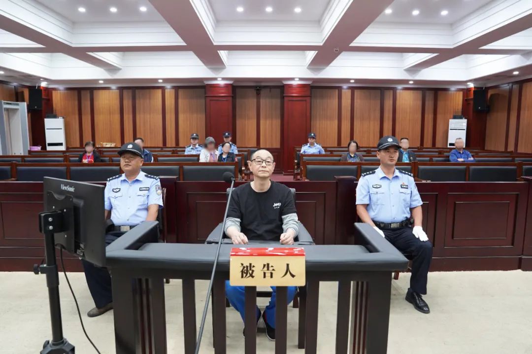 貴州電網(wǎng)有限責任公司原黨委委員、工會主席張帆受賄案一審宣判