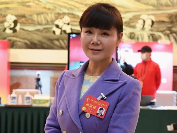 四川省政協(xié)委員李佳蔚：四川要優(yōu)化碳產(chǎn)品、參與碳交易，不斷完善碳設(shè)施