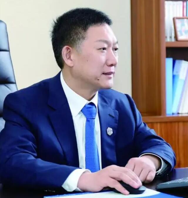 全國人大代表、邦普循環(huán)總裁李長東：支持企業(yè)全球布局新能源用礦產資源