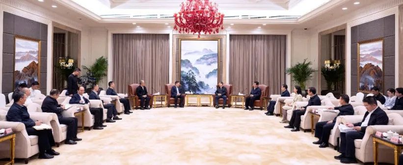 國(guó)家電投劉明勝、栗寶卿拜會(huì)福建省委書(shū)記周祖翼、省長(zhǎng)趙龍