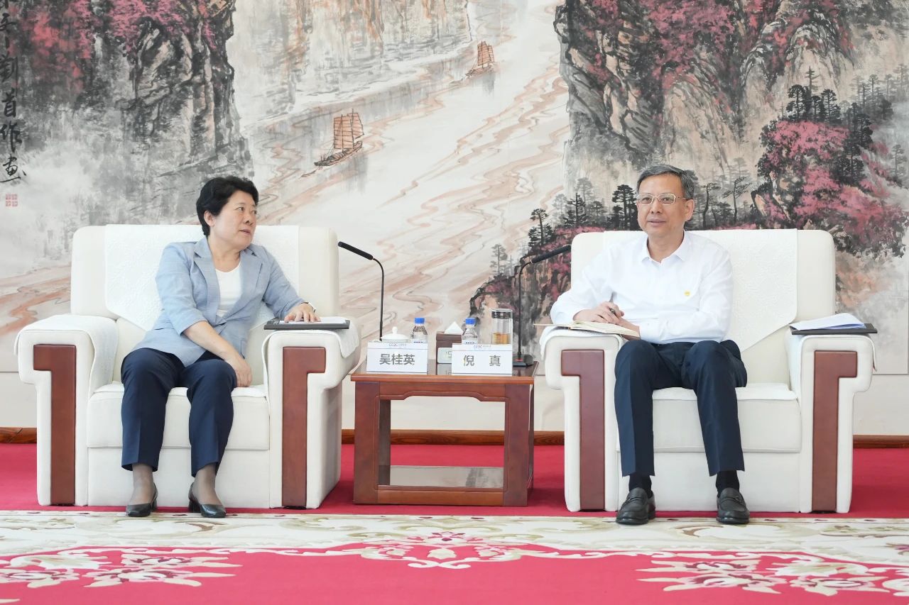 中國能建黨委副書記、總經(jīng)理倪真與湖南省委常委、長沙市委書記吳桂英會談