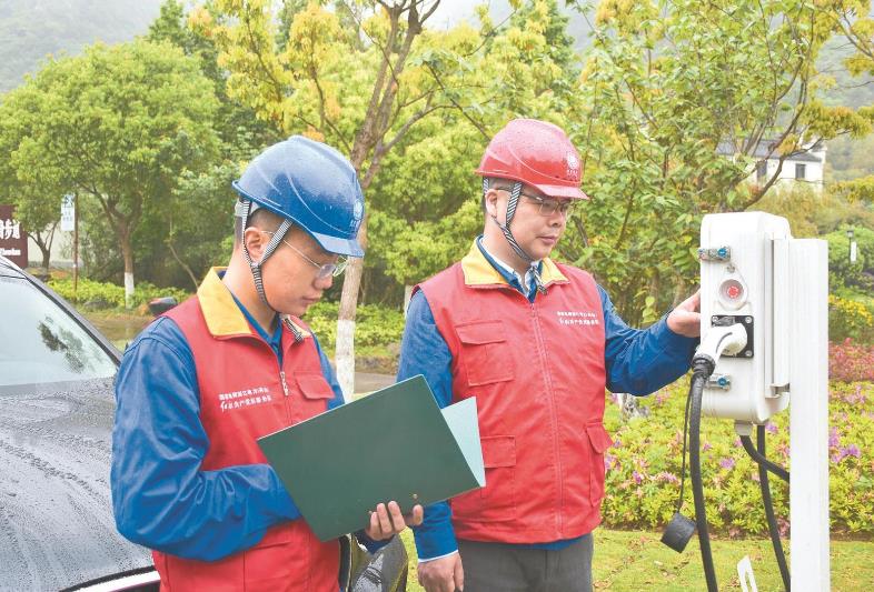 陳鳴：“空心村”變“開心村”，供電服務(wù)總相伴