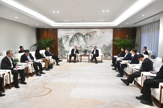 中國電建黨委副書記、總經(jīng)理王斌與中國機(jī)電商會黨委書記、會長張鈺晶舉行會談