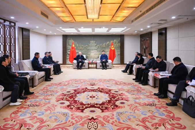 貴陽市領(lǐng)導(dǎo)會(huì)見中國(guó)節(jié)能環(huán)保集團(tuán)有限公司黨委常委、總會(huì)計(jì)師朱慶鋒一行